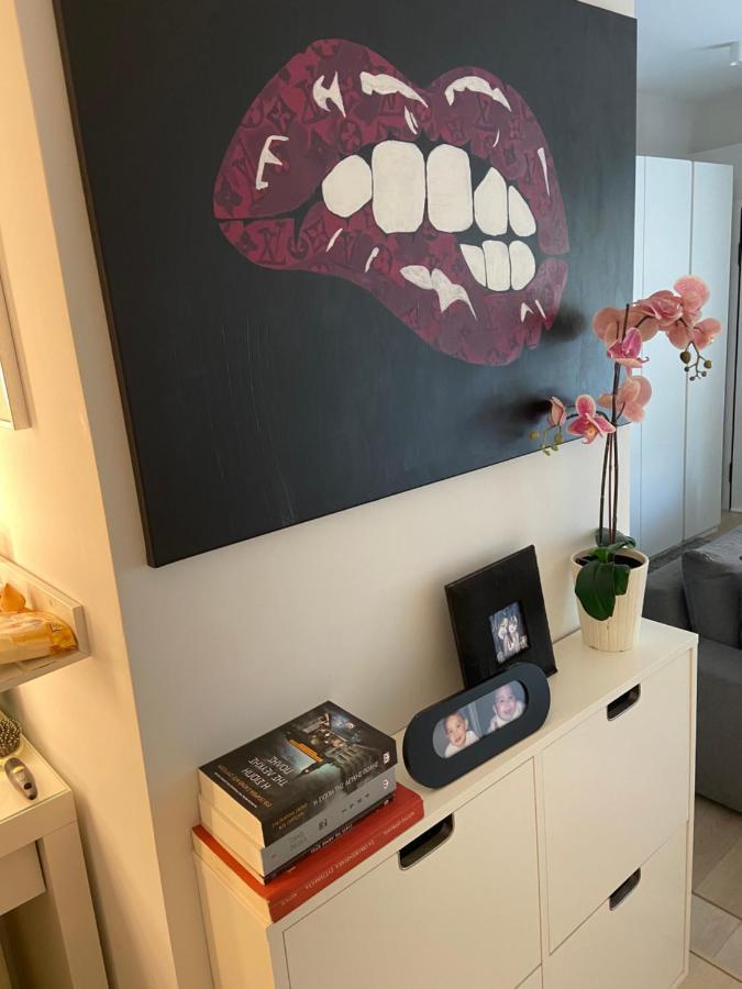 Glyfada Apartment *