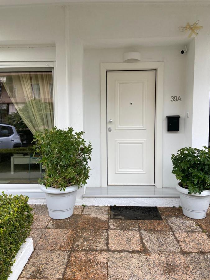 Glyfada Apartment *